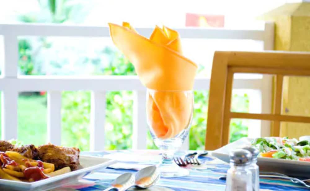 Golden Sands Hotel Крайст Чърч Екстериор снимка