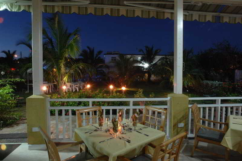 Golden Sands Hotel Крайст Чърч Екстериор снимка